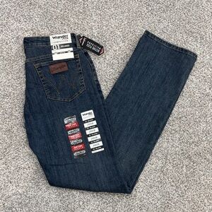 Wrangler Men's Deep Indigo Relaxed Jeans